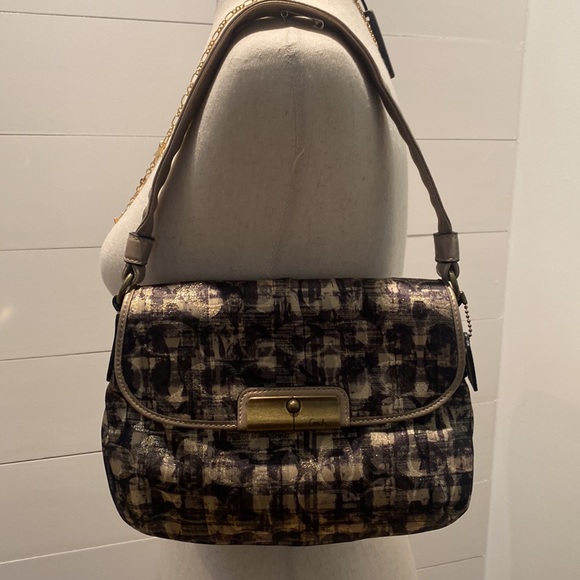 Coach Gold/Black mini shoulder Bag EUC - Picture 2 of 11